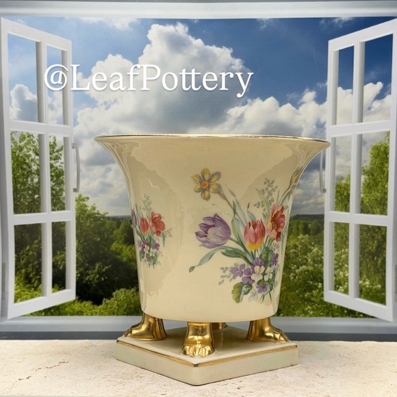 Vintage Footed Floral Cachepot - Gilded Lion Paw Feet Porcelain Planter - Picture 11 of 13